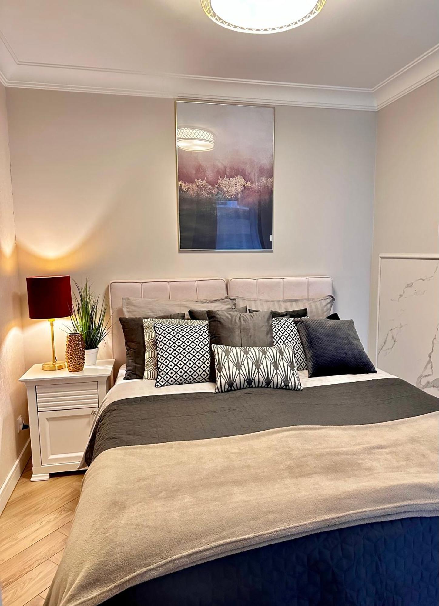 Apartamenty Kielce- Apartament Rubin Przy Zalew Kielecki, Faktura, Parking, Centrum Ngoại thất bức ảnh