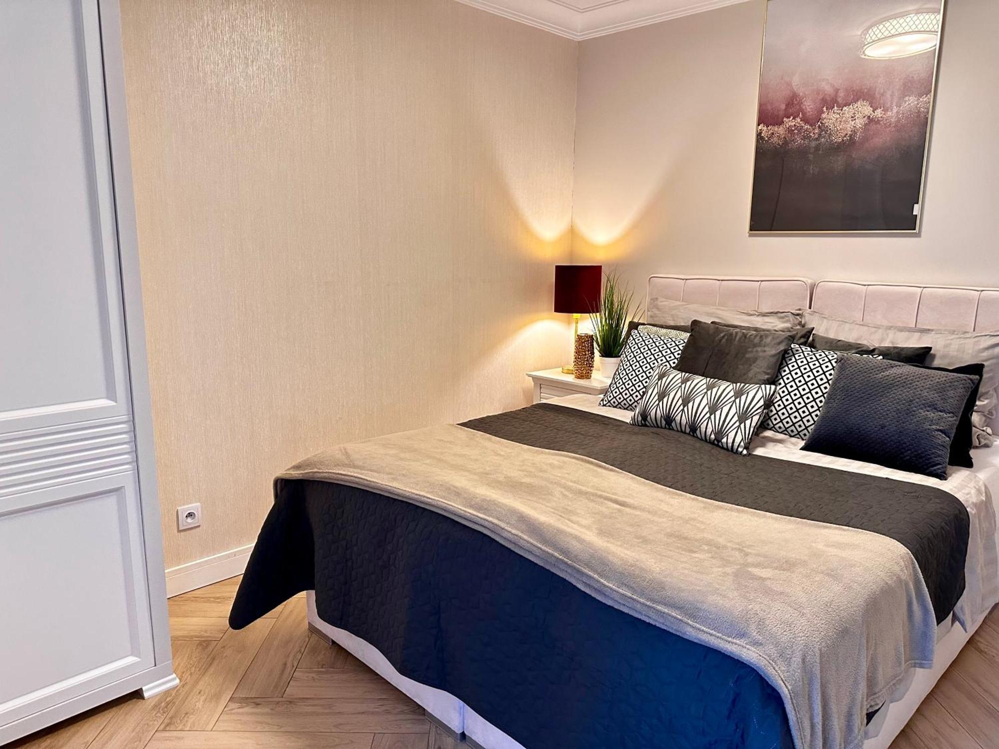 Apartamenty Kielce- Apartament Rubin Przy Zalew Kielecki, Faktura, Parking, Centrum Ngoại thất bức ảnh