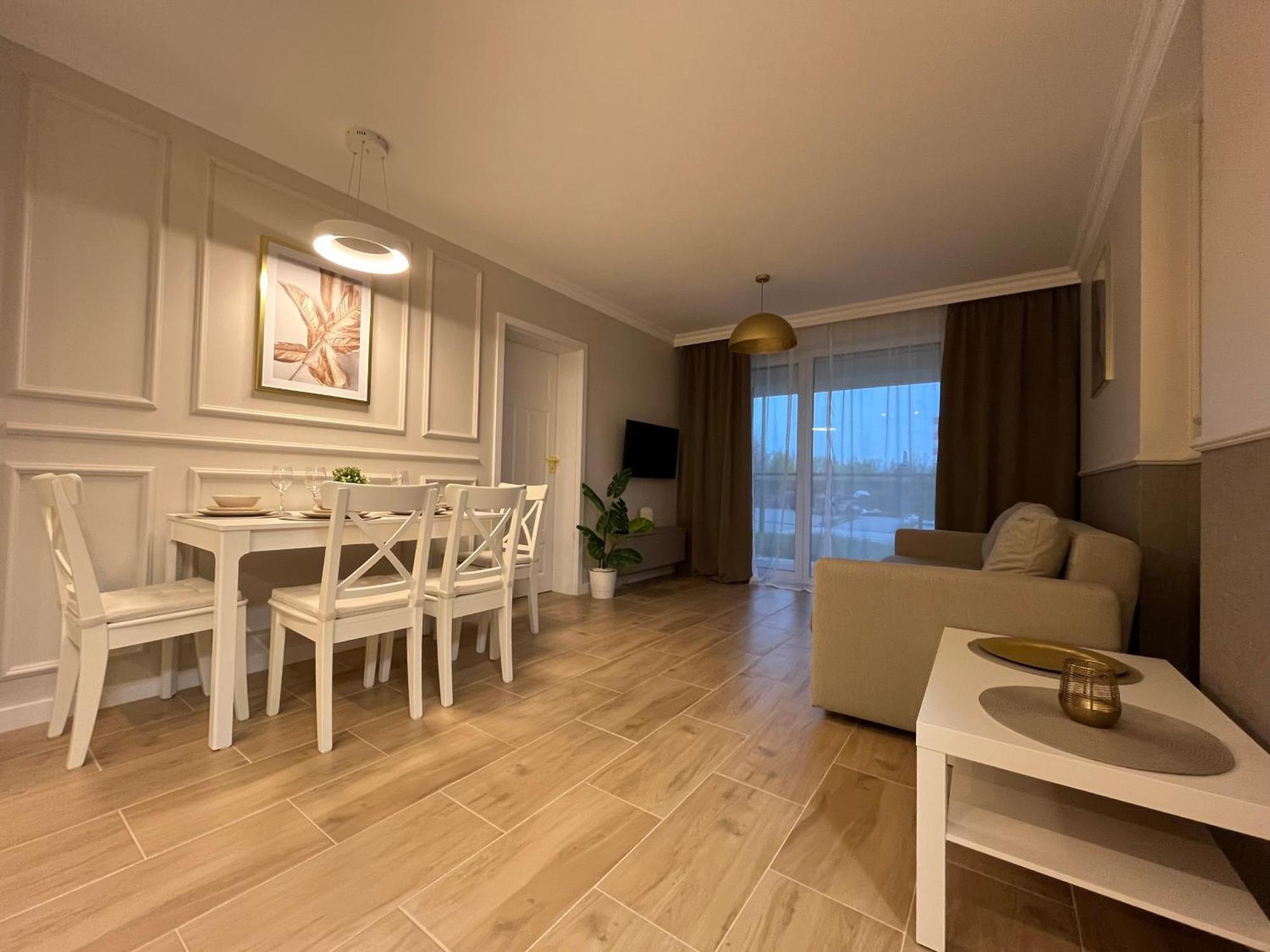 Apartamenty Kielce- Apartament Rubin Przy Zalew Kielecki, Faktura, Parking, Centrum Ngoại thất bức ảnh